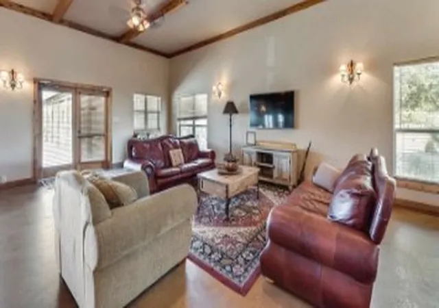 Photo 4 of Sale Pending at 121 Dodge City Ct, Newark, TX 76071 | MLS# 21348833 | Listing updated on 2026-08-27