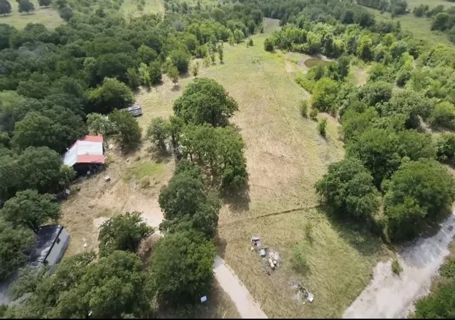 2nd image of 772 County Road 1749, Chico, TX 76431 | MLS# 21347377