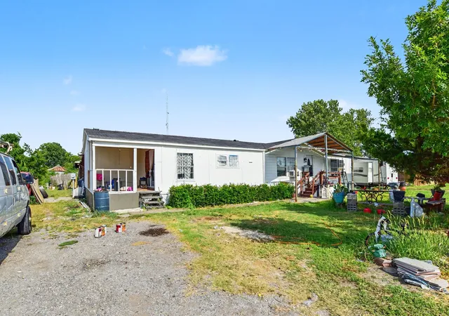 Photo 2 of Sale Pending at 2975 Aspen Ct, Princeton, TX 75407 | MLS# 21343643 | Listing updated on 2026-08-28
