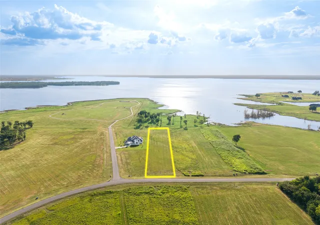 Photo 3 of Land for sale at 524 Shores Dr, Honey Grove, TX 75446 | MLS# 21348695 | Listing updated on 2026-08-04