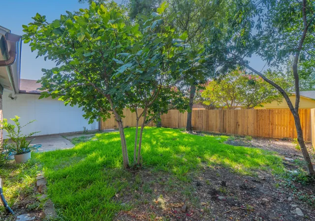 Photo 25 of Single family home for sale at 1514 Hindsdale Dr, Richardson, TX 75081 | MLS# 21345188 | Listing updated on 2026-08-29