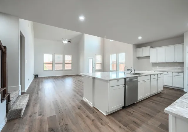 Photo 4 of Single family home for sale at 6037 Warrington St, Aubrey, TX 76227 | MLS# 21348895 | Listing updated on 2026-09-17