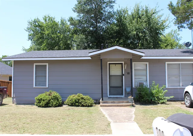 1st image of 310 S Santa Fe St, Wolfe City, TX 75496 | MLS# 21349042