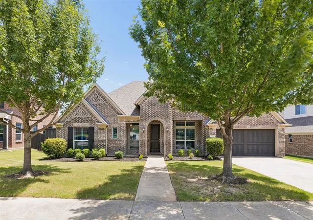 Photo 2 of Single family home for sale at 1493 Bentgrass Dr, Plano, TX 75036 | MLS# 21342708 | Listing updated on 2026-09-01