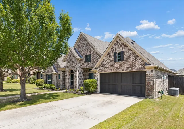 Photo 3 of Single family home for sale at 1493 Bentgrass Dr, Plano, TX 75036 | MLS# 21342708 | Listing updated on 2026-09-01