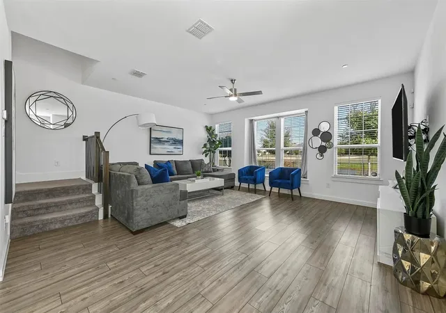 Photo 3 of Townhouse for sale at 4891 Ellie Ln, Fairview, TX 75069 | MLS# 21348992 | Listing updated on 2026-08-11