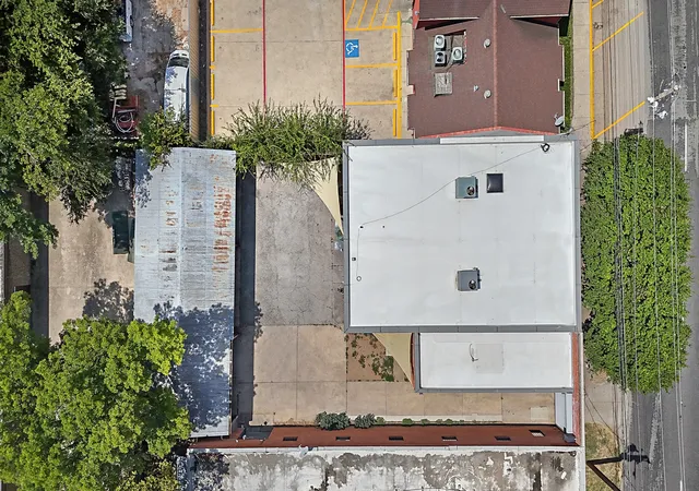 Photo 4 of Condo for sale at 4212 Main St, Dallas, TX 75226 | MLS# 21344507 | Listing updated on 2026-08-25