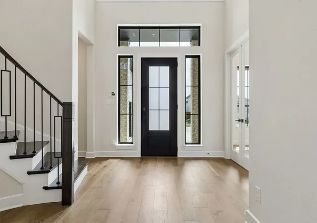 Photo 2 of Single family home for sale at 61 Hunter Pass, Waxahachie, TX 75165 | MLS# 21349197 | Listing updated on 2026-08-19