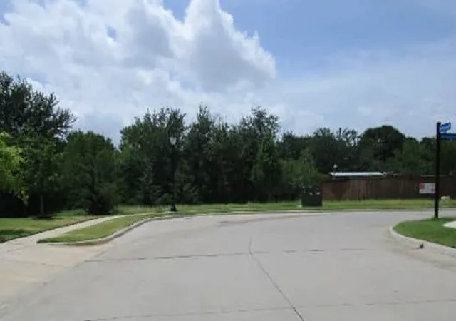 Photo 3 of Single family home for sale at 4004 Horsemint Rd, Aubrey, TX 76227 | MLS# 21349204 | Listing updated on 2026-08-04