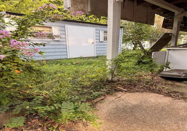Photo 3 of Land for sale at 826 Kirby Pl, Shreveport, LA 71104 | MLS# 21349262 | Listing updated on 2026-08-18