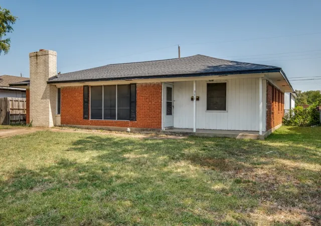 Photo 1 of Single family home for sale at 3717 Sidney Dr, Mesquite, TX 75150 | MLS# 21348511 | Listing updated on 2026-08-06