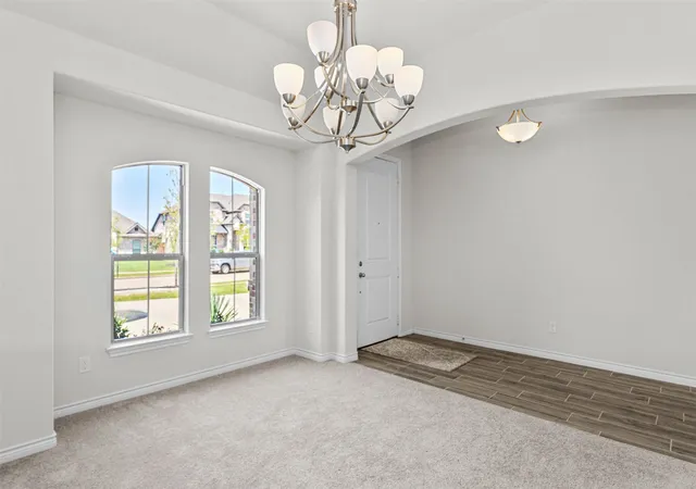 Photo 4 of Single family home for sale at 112 Mockingbird Hill Dr, Joshua, TX 76058 | MLS# 21347149 | Listing updated on 2026-08-22