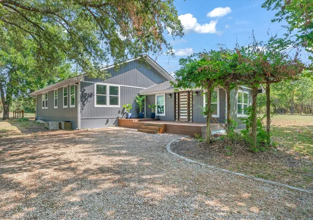 Photo 1 of Single family home for sale at 213 Club Cir, Point, TX 75472 | MLS# 21342886 | Listing updated on 2026-09-24