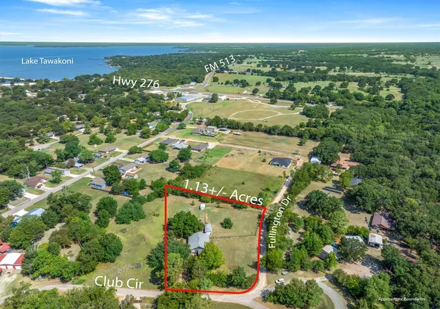 Photo 3 of Single family home for sale at 213 Club Cir, Point, TX 75472 | MLS# 21342886 | Listing updated on 2026-09-24
