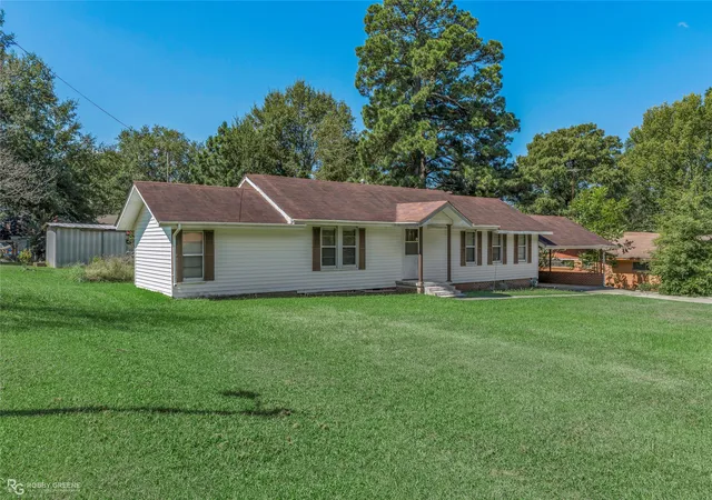 Photo 2 of Single family home for sale at 2030 Dogwood Dr, Haynesville, LA 71038 | MLS# 21349348 | Listing updated on 2026-09-02