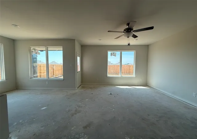 Photo 4 of Sale Pending at 309 N Fork Ranch Rd, Waco, TX 76705 | MLS# 21349396 | Listing updated on 2026-08-28