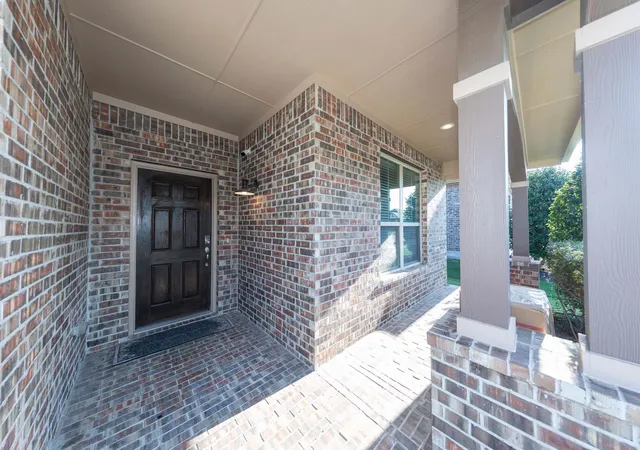 Photo 3 of Single family home for sale at 1825 Quail Ln, Argyle, TX 76226 | MLS# 21348987 | Listing updated on 2026-09-29