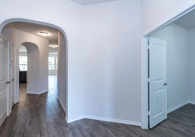 Photo 4 of Single family home for sale at 1825 Quail Ln, Argyle, TX 76226 | MLS# 21348987 | Listing updated on 2026-09-29