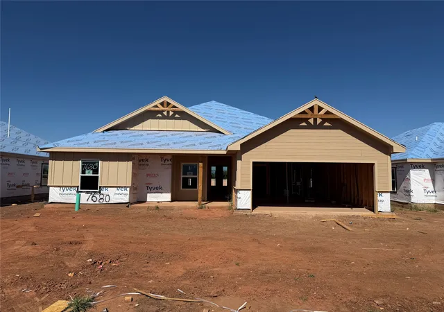 Photo 1 of Sale Pending at 7680 Lake Ridge Pkwy, Abilene, TX 79602 | MLS# 21349208 | Listing updated on 2026-08-21