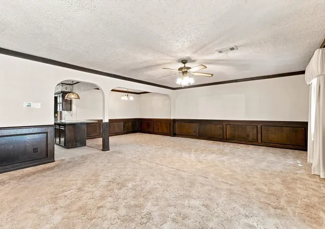 Photo 4 of Sale Pending at 3323 William Brewster Dr, Irving, TX 75062 | MLS# 21348842 | Listing updated on 2026-09-01