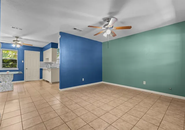 Photo 3 of Single family home for sale at 337 Langley Ave, Fort Worth, TX 76140 | MLS# 21347977 | Listing updated on 2026-08-04
