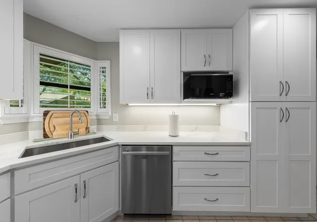 Photo 3 of Single family home for sale at 3315 Water Oak Ct, Dallas, TX 75234 | MLS# 21348552 | Listing updated on 2026-08-26