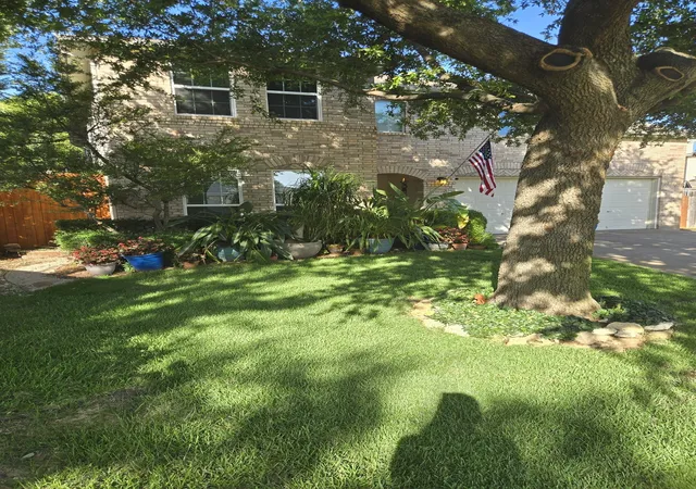 Photo 1 of Sale Pending at 13033 Fencerow Rd, Fort Worth, TX 76244 | MLS# 21349369 | Listing updated on 2026-08-29