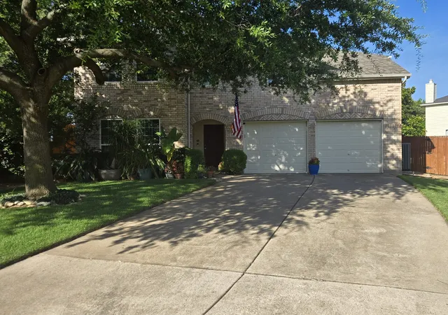 Photo 2 of Sale Pending at 13033 Fencerow Rd, Fort Worth, TX 76244 | MLS# 21349369 | Listing updated on 2026-08-29