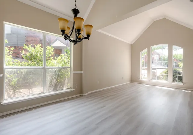 Photo 3 of Single family home for sale at 8708 Aviary Dr, Mc Kinney, TX 75072 | MLS# 21349639 | Listing updated on 2026-09-04