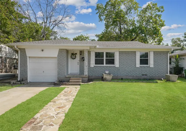 Photo 1 of Single family home for sale at 1618 Parkhaven Dr, Seagoville, TX 75159 | MLS# 21349606 | Listing updated on 2026-08-13
