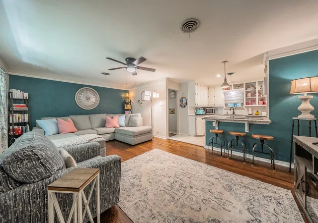 Photo 2 of Single family home for sale at 1045 Valentine St, Hurst, TX 76053 | MLS# 21346999 | Listing updated on 2026-08-15