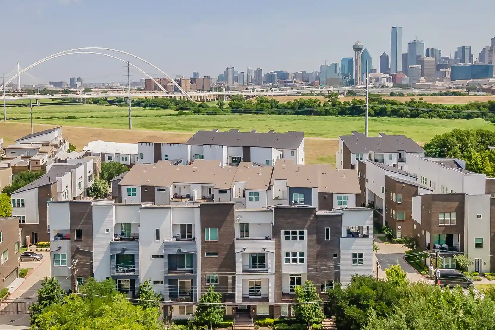 Photo 1 of Townhouse for sale at 381 E Greenbriar Ln #804, Dallas, TX 75203 | MLS# 21348874 | Listing updated on 2026-10-16