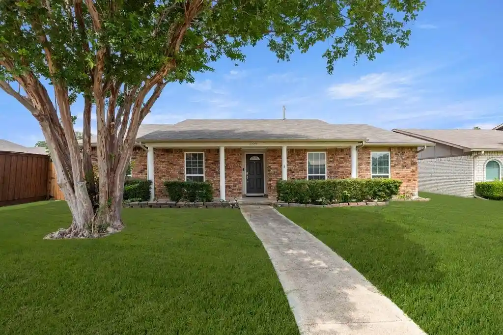 Photo 1 of Single family home for sale at 6005 Blair Oaks Dr, The Colony, TX 75056 | MLS# 21349687 | Listing updated on 2026-10-14