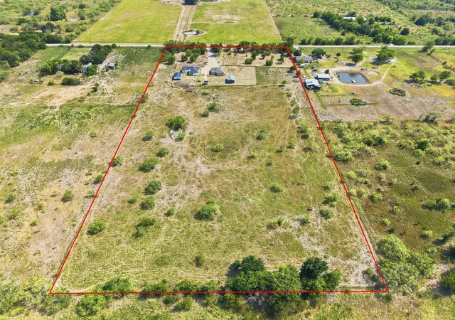 Photo 3 of Single family home for sale at 6620 Taylor Ranch Loop, Kaufman, TX 75142 | MLS# 21348337 | Listing updated on 2026-09-18