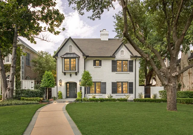 1st image of 3210 Beverly Dr, Dallas, TX 75205 | MLS# 21349580