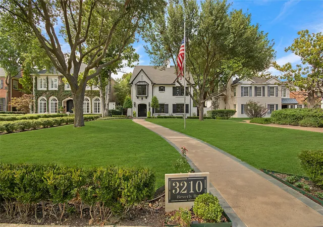 2nd image of 3210 Beverly Dr, Dallas, TX 75205 | MLS# 21349580