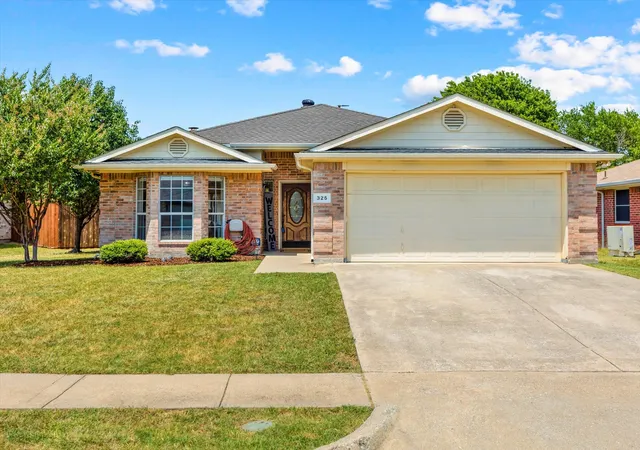 Photo 1 of Single family home for sale at 325 Lake Travis Dr, Wylie, TX 75098 | MLS# 21349743 | Listing updated on 2026-10-03