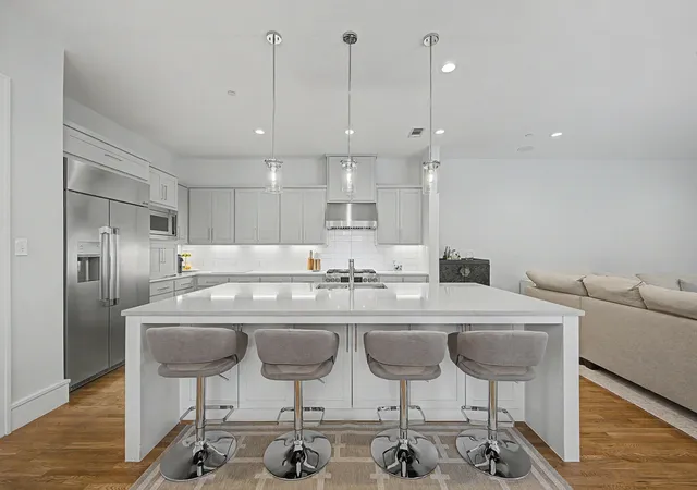 Photo 3 of Single family home for sale at 3611 Northwest Pkwy, Dallas, TX 75225 | MLS# 21339322 | Listing updated on 2026-08-18