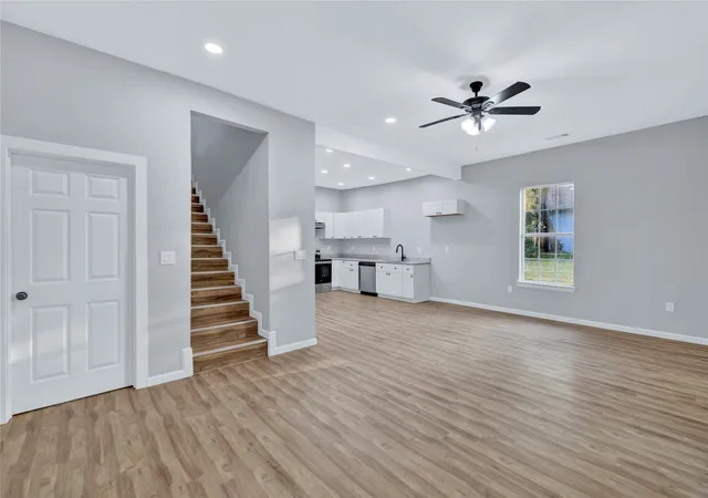 Photo 3 of Single family home for sale at 323 W Cherry St, Sherman, TX 75090 | MLS# 21349798 | Listing updated on 2026-09-17