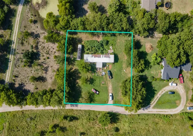 Photo 3 of Manufactured home for sale at 2197 Private Road 3342, Greenville, TX 75402 | MLS# 21329962 | Listing updated on 2026-09-24