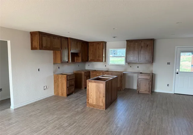 Photo 2 of Sale Pending at 1017 Virgil Court Court, Springtown, TX 76082 | MLS# 21349857 | Listing updated on 2026-08-25