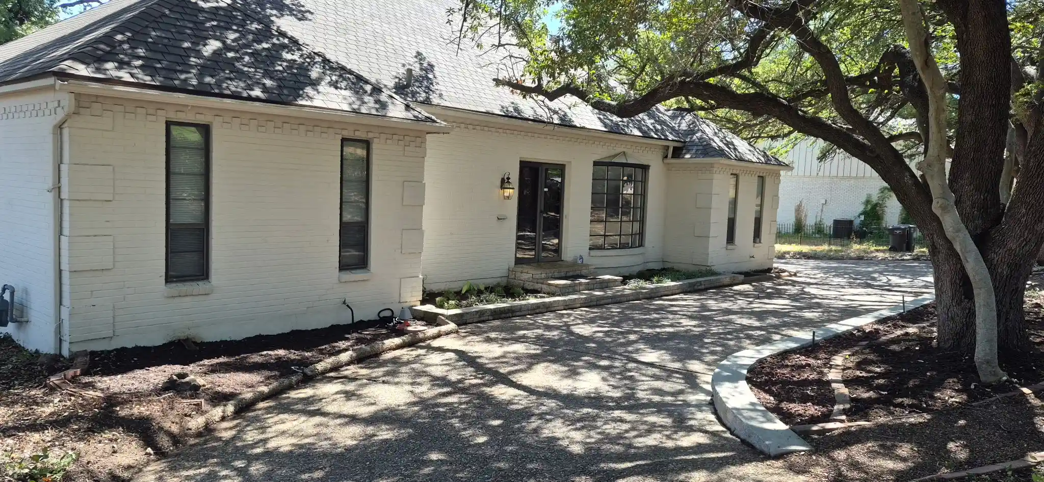 Photo 1 of Single family home for sale at 1909 Dakar Rd E, Fort Worth, TX 76116 | MLS# 21349086 | Listing updated on 2026-10-15