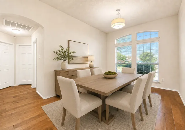 Photo 4 of Single family home for sale at 6514 Autumnwood Dr, Frisco, TX 75035 | MLS# 21344444 | Listing updated on 2026-08-04