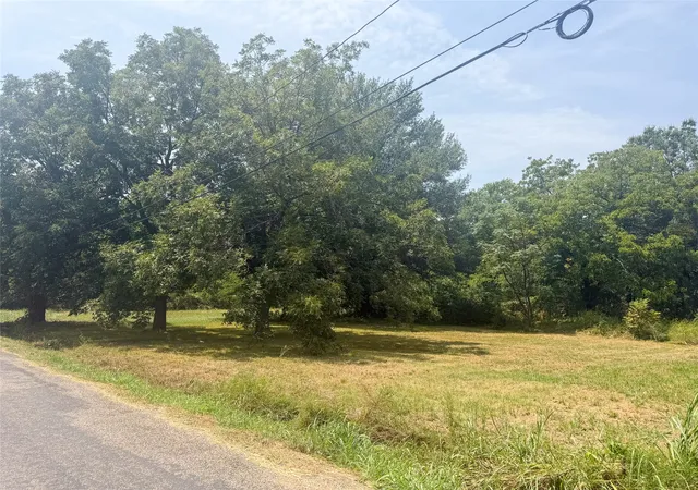 Photo 2 of Land for sale at 1015 Park St, Paris, TX 75460 | MLS# 21348712 | Listing updated on 2026-08-13