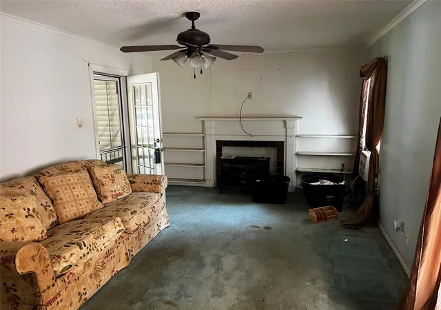 Photo 3 of Single family home for sale at 1005 Commerce Dr, Greenville, TX 75401 | MLS# 21348701 | Listing updated on 2026-09-24
