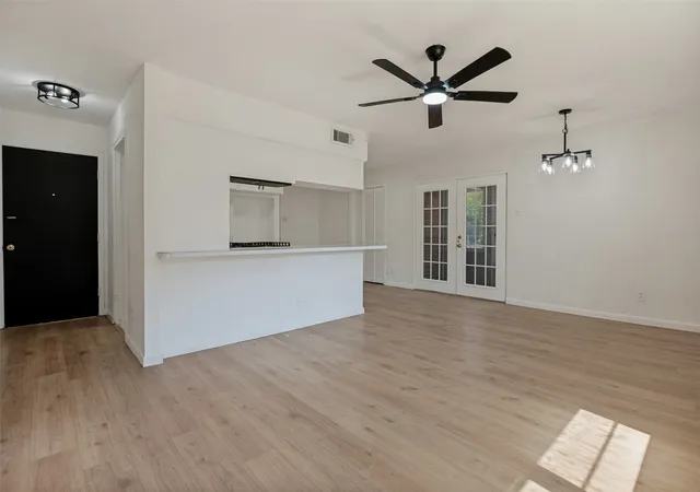 Photo 2 of Single family home for sale at 303 Merribrook Trl, Duncanville, TX 75116 | MLS# 21349836 | Listing updated on 2026-08-20