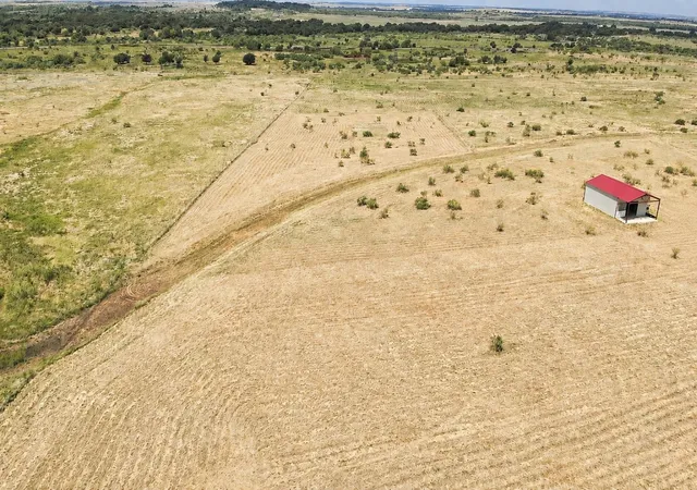 Photo 1 of Land for sale at Lot 2 N 81 Hwy, Bowie, TX 76230 | MLS# 21335597 | Listing updated on 2026-08-16