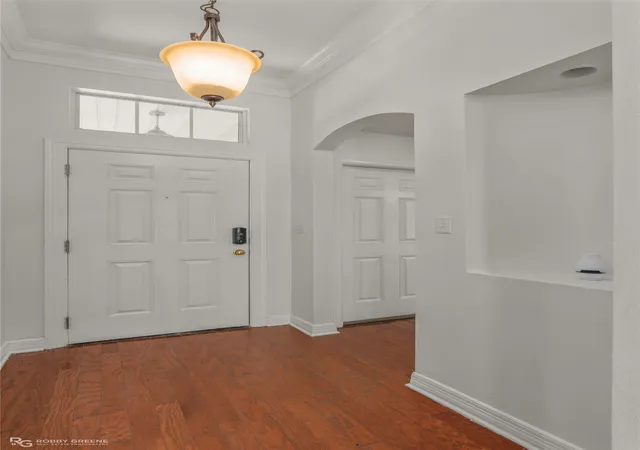 Photo 2 of Single family home for sale at 111 Riverbrooke Dr, Shreveport, LA 71115 | MLS# 21348782 | Listing updated on 2026-10-04