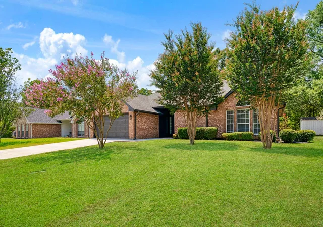 1st image of 470 Chestnut Lane, Reno, TX 75462 | MLS# 21349220