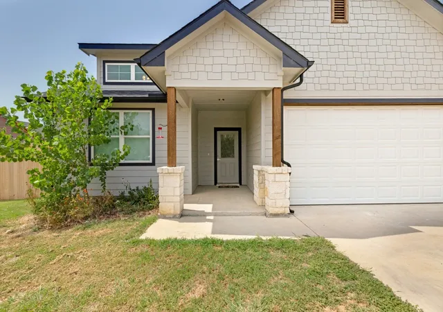 Photo 3 of Single family home for sale at 310 Oakwood Ave, Jacksboro, TX 76458 | MLS# 21350039 | Listing updated on 2026-08-05